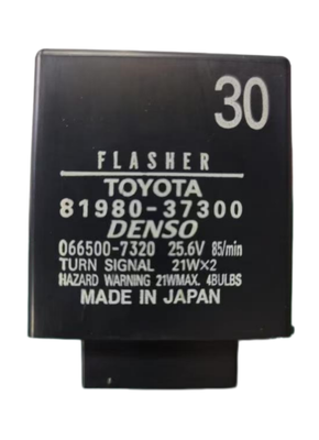 Hino Truck Parts 81980-37300 90987-04007 81980-37200 066500-7320 แฟลชเกอร์; การใช้สัญญาณหันสําหรับ HINO 300 DYNA Truck/TOYOTA