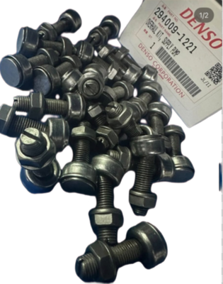 Hino Truck Parts S1370-91030 S137091030 Rocker Arm Screw Sub-Assy การปรับใช้สําหรับรถบรรทุก HINO 500 J08E J05E