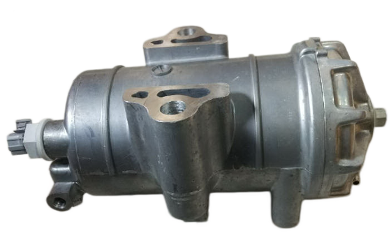 ชิ้นส่วนรถบรรทุกญี่ปุ่น Fuel Filter Assy 23300-E0131 23300-2710 สําหรับรถบรรทุก HINO 500/700 FS2P FY1E P11C